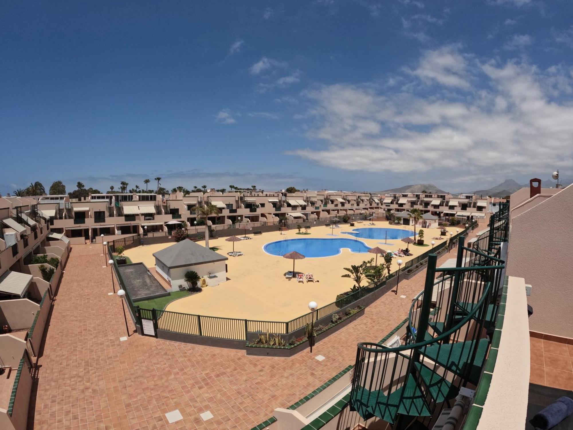 דירות קוסטה דל סילנסיו Casa Montana Amarilla 60 מראה חיצוני תמונה
